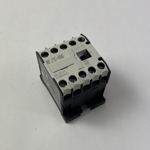CNTCTR 230VAC 4NO DILER40 - HS: 85364190, CO: DE. Sparepart for Wind turbine. Plastic, electrical parts, cables. Sparepart for windturbine, Plasic cabinet and electrical parts.