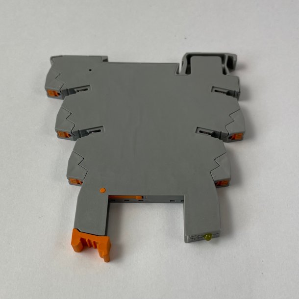 1CONTACT SOCKET RELAY PLC BSP
