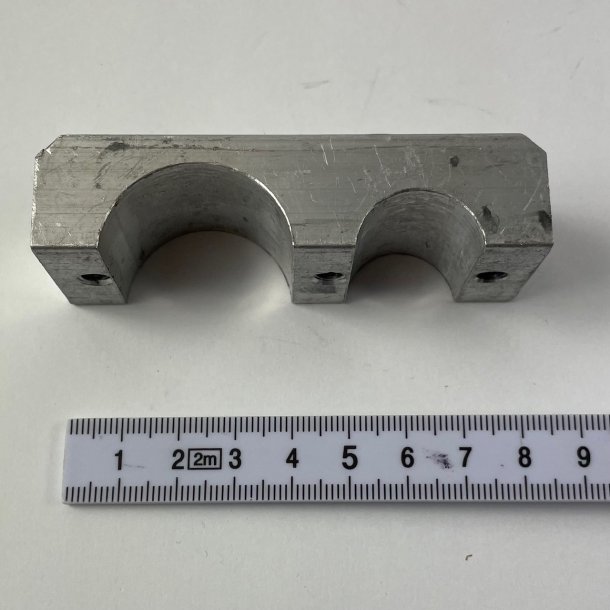 PIPE CLAMP D20-D30 PART B GF. PIPE CLAMP D20-D30 PART B. 