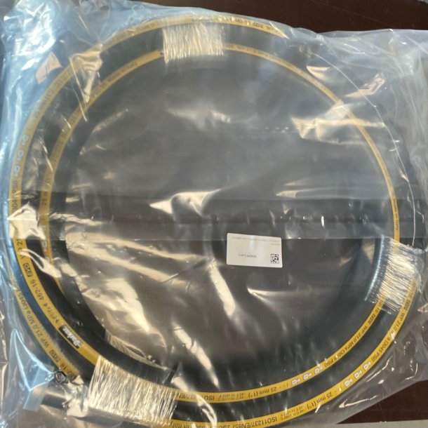 FA HOSE 1"W.TERM.EO2 (RECTO-RECTO). FA HYDRAULIC HOSE. HS Cde: 40092200, CoO: ES. Weight: 7,43 kg. 