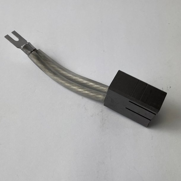 BRUSH CANT16 25X40X50 R140. BRUSH CANT16 25X40X50 R140. 