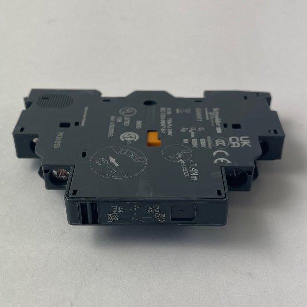 AUXILIARY CONTACT BLOCK 1NO+1NC