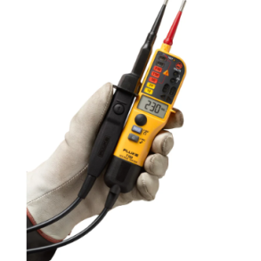 VOLTMETER FLUKE T150.