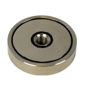 MAGNET D=32MM, WITH HOLE.