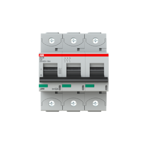 CIRCUIT BREAKER S803B-C32
