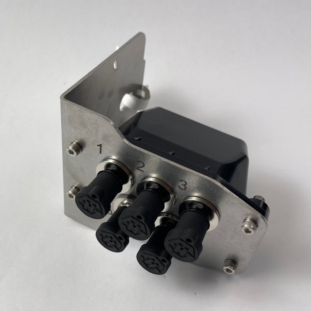 29328523. TERM BOX OPTICAL MLU 4 Q ODC12. HS code;  85369010, CoO: DE