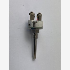 NTC 10 kOhm type D76-B57560G103F in immersion sleeve M10 Circuit type: 2-wire circuit Sensor diameter: 4.0 mm Probe length: 49 mm Connection type: Terminal socket MA head Protective sleeve M10, stainless steel 1.4404, Poddu. 6,0 mm Fitting length 45.0 mm Execution: Grub screw M4 for fastening