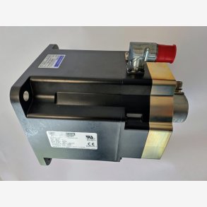 SPECIAL OFFER: Kolmorgen / Danaher 3 phase servomotor type AKM72P-SSS2S-02 mounted with encoder type WC-150113. On stock